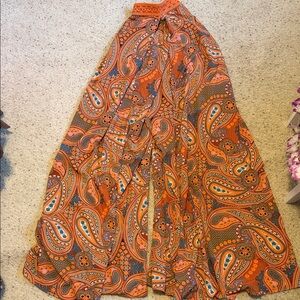 Aakaa Vibrant Orange Paisley Sleevless Jumpsuit